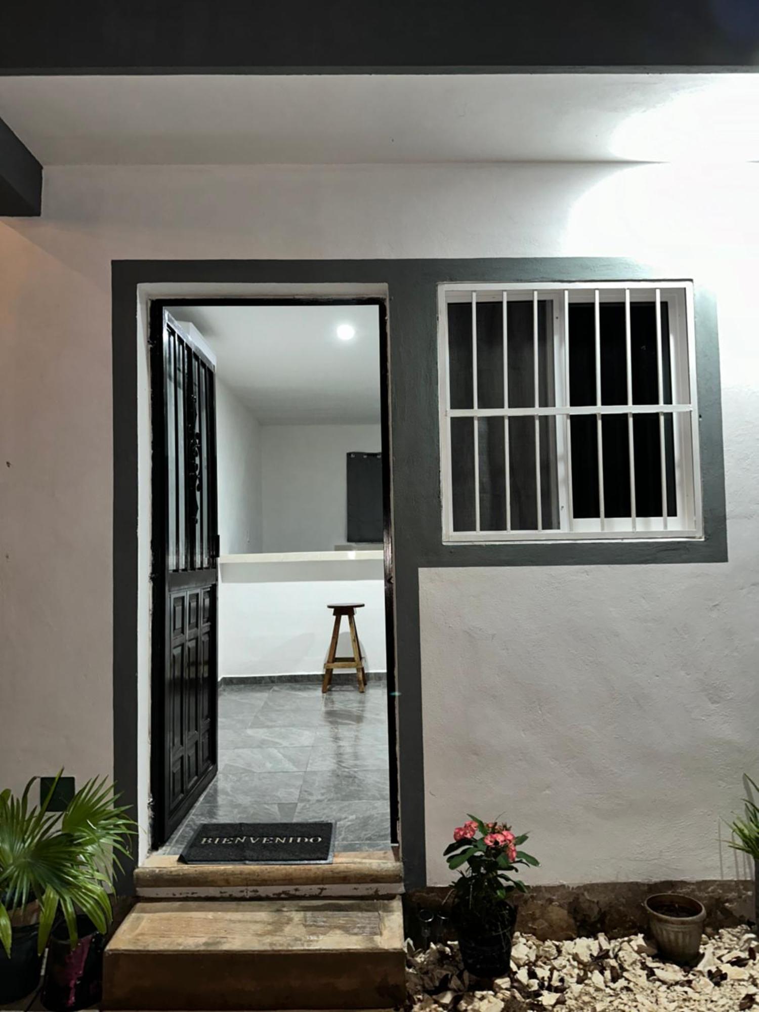 Departamento 48 Street Lägenhet Valladolid  Exteriör bild